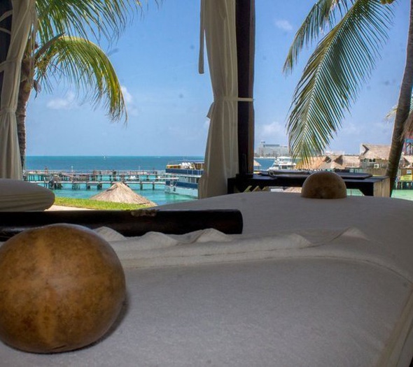 Massage service ($) Hotel Dos Playas Faranda Cancún Cancun