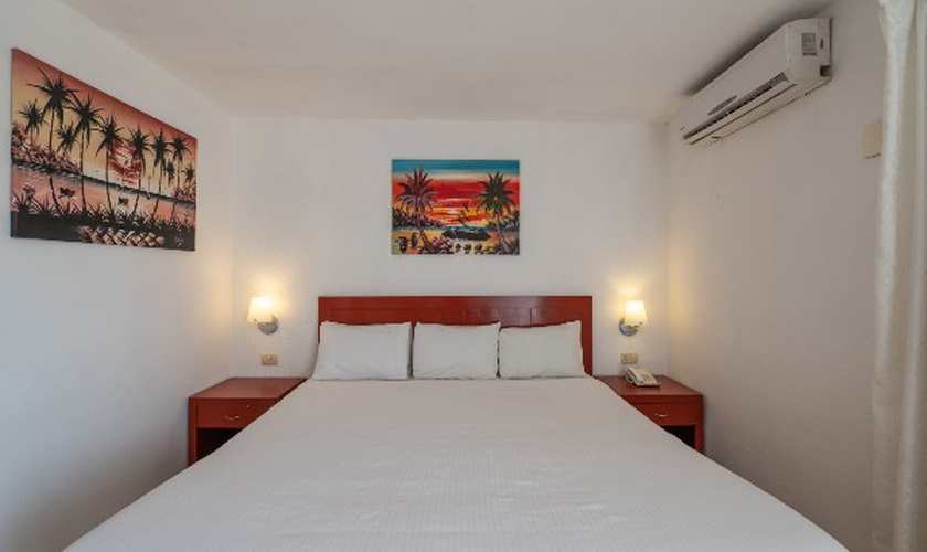 Standard room king size Hotel Dos Playas Faranda Cancún Cancun